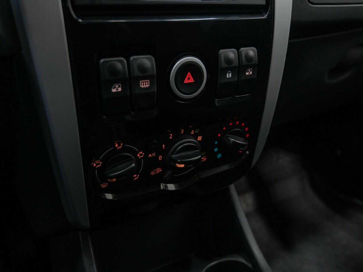 Lada (ВАЗ) Largus с пробегом — 2020 год. Фото: #16