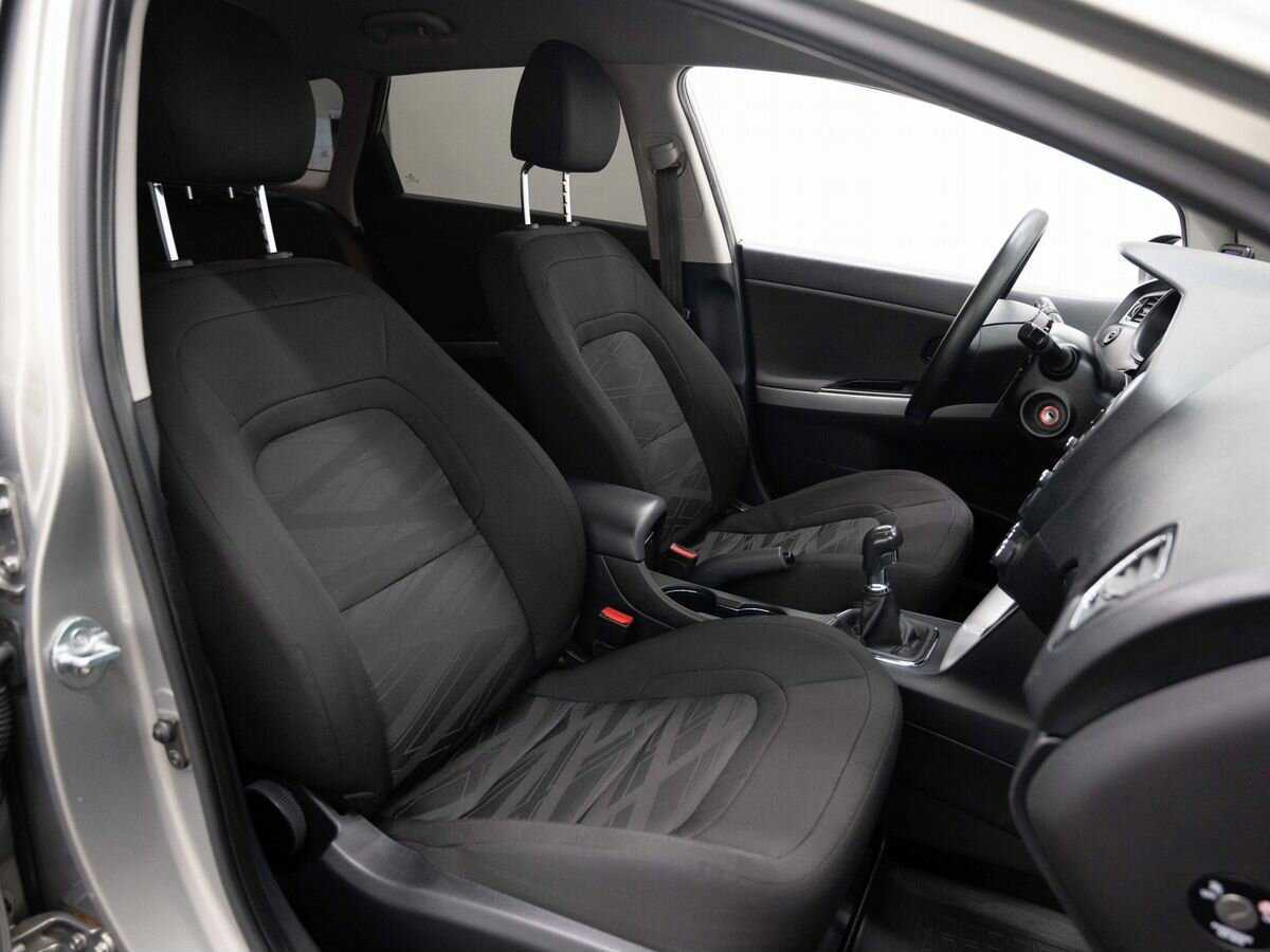 Kia Ceed с пробегом — 2013 год. Фото: #11