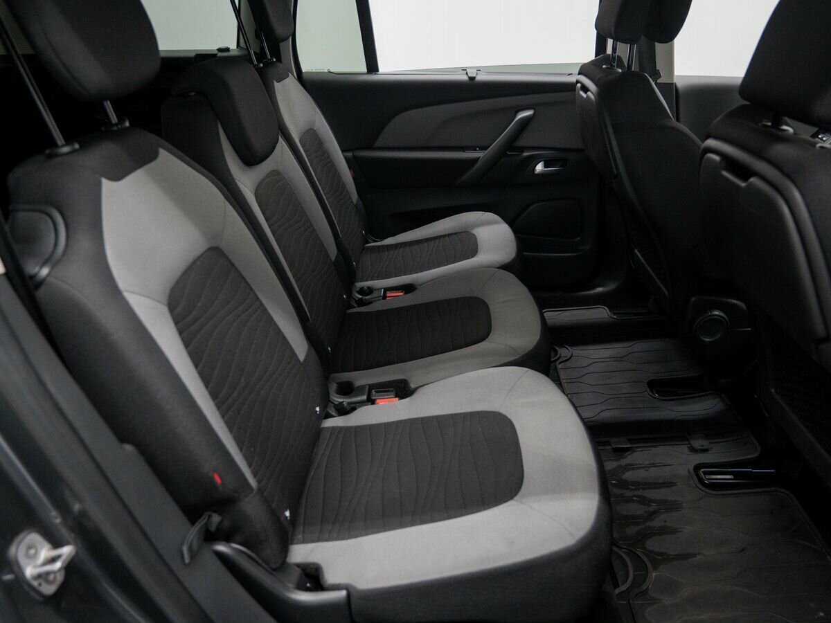 Citroen C4 Picasso с пробегом — 2016 год. Фото: #8