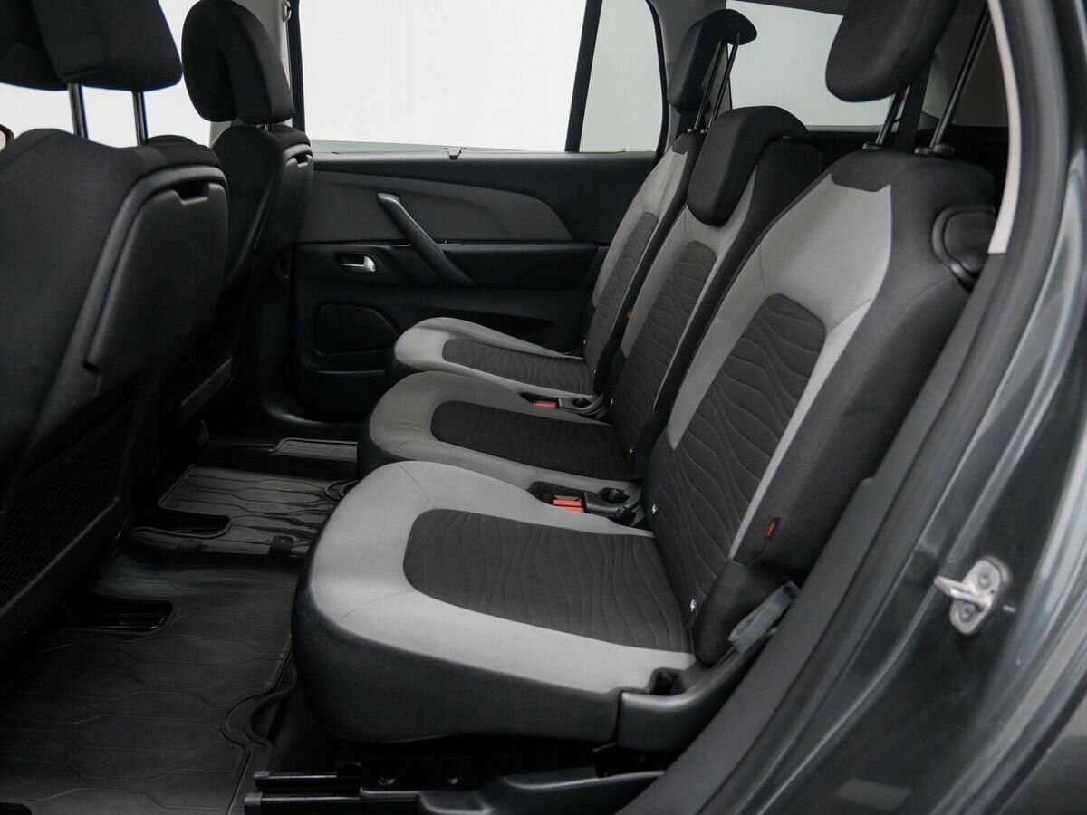 Citroen C4 Picasso с пробегом — 2016 год. Фото: #11