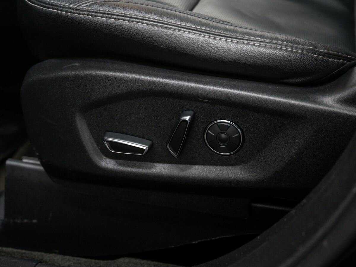 Ford Explorer с пробегом — 2017 год. Фото: #18