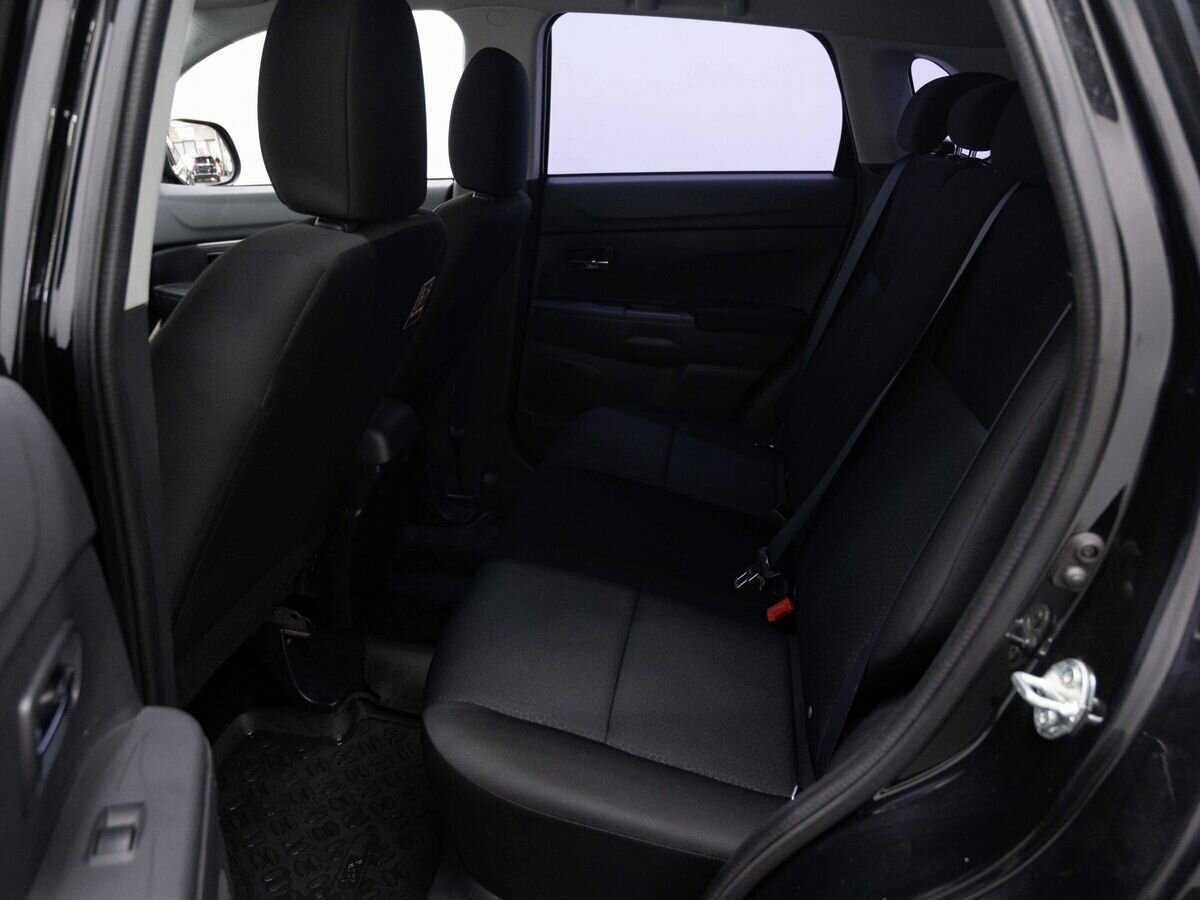 Mitsubishi ASX с пробегом — 2012 год. Фото: #8