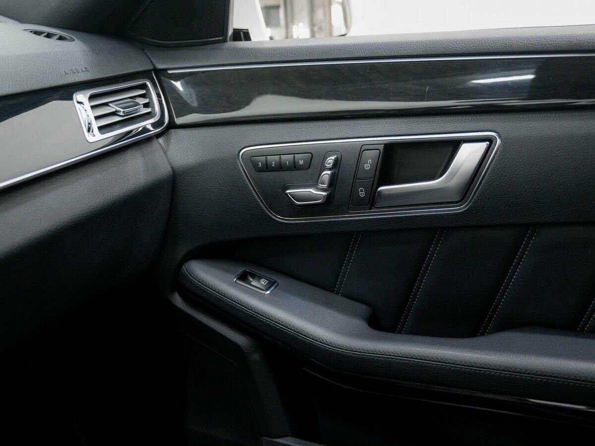 Mercedes-Benz E-Класс с пробегом — 2013 год. Фото: #21