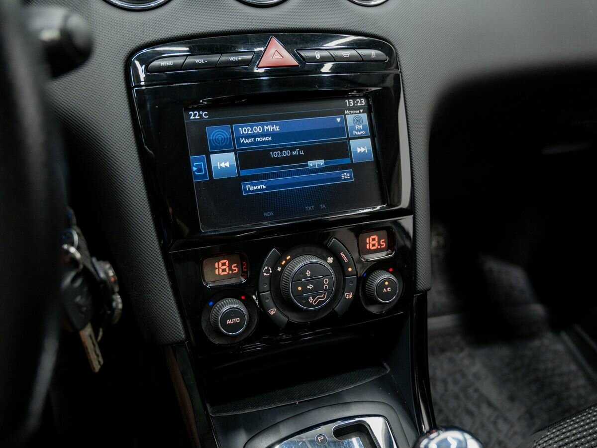 Peugeot 408 с пробегом — 2017 год. Фото: #17