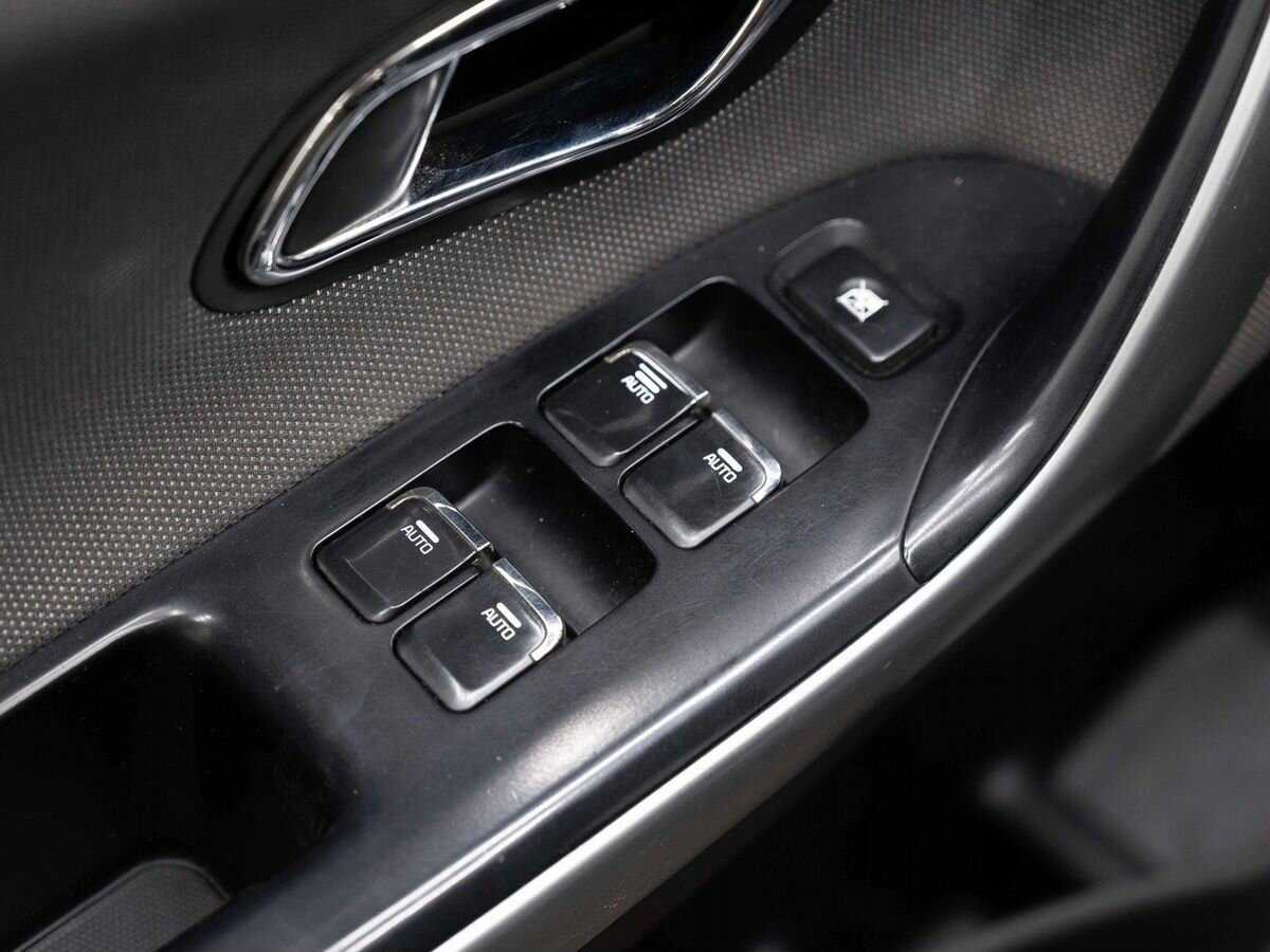 Kia Ceed с пробегом — 2015 год. Фото: #17