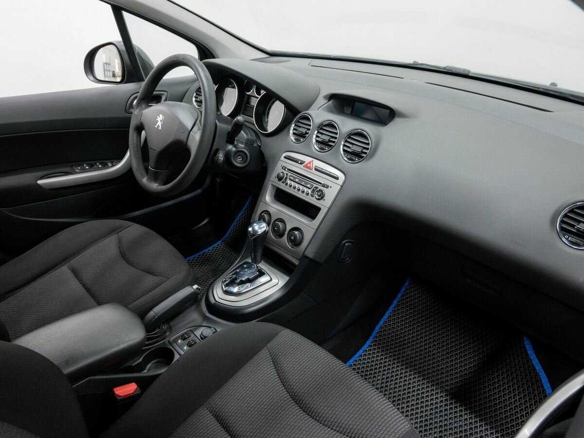 Peugeot 408 с пробегом — 2013 год. Фото: #6