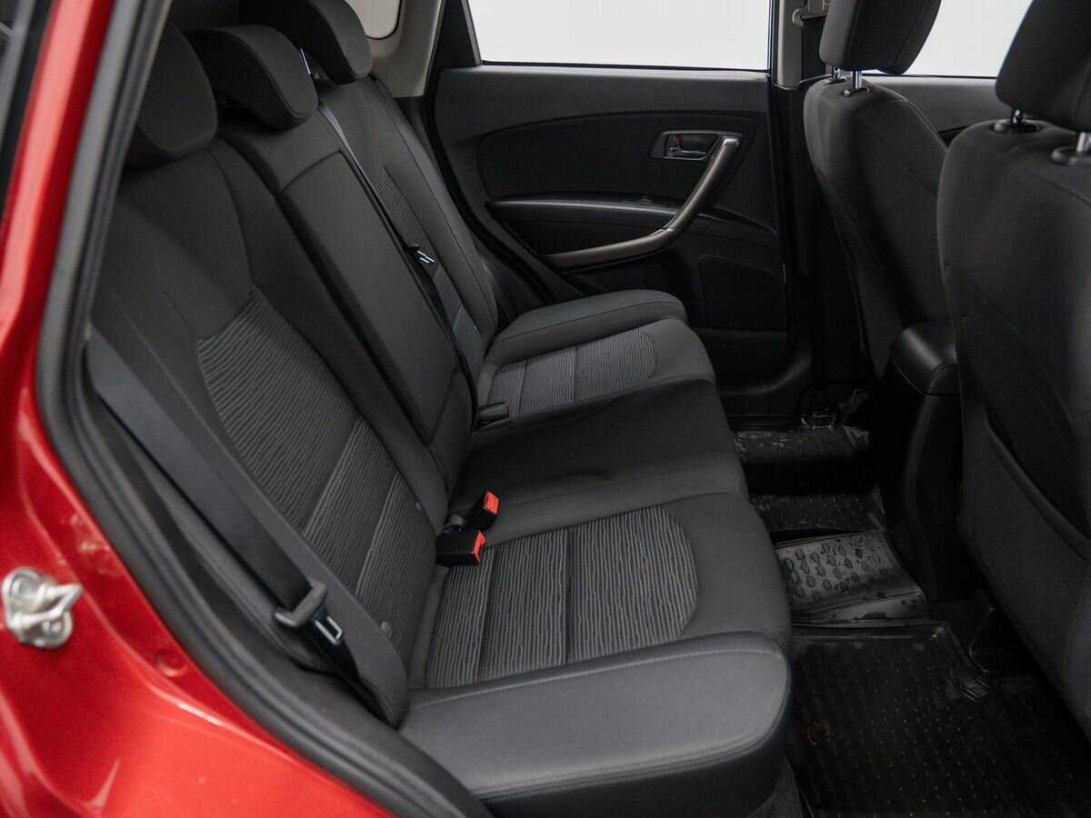 FAW Besturn X80 с пробегом — 2018 год. Фото: #8