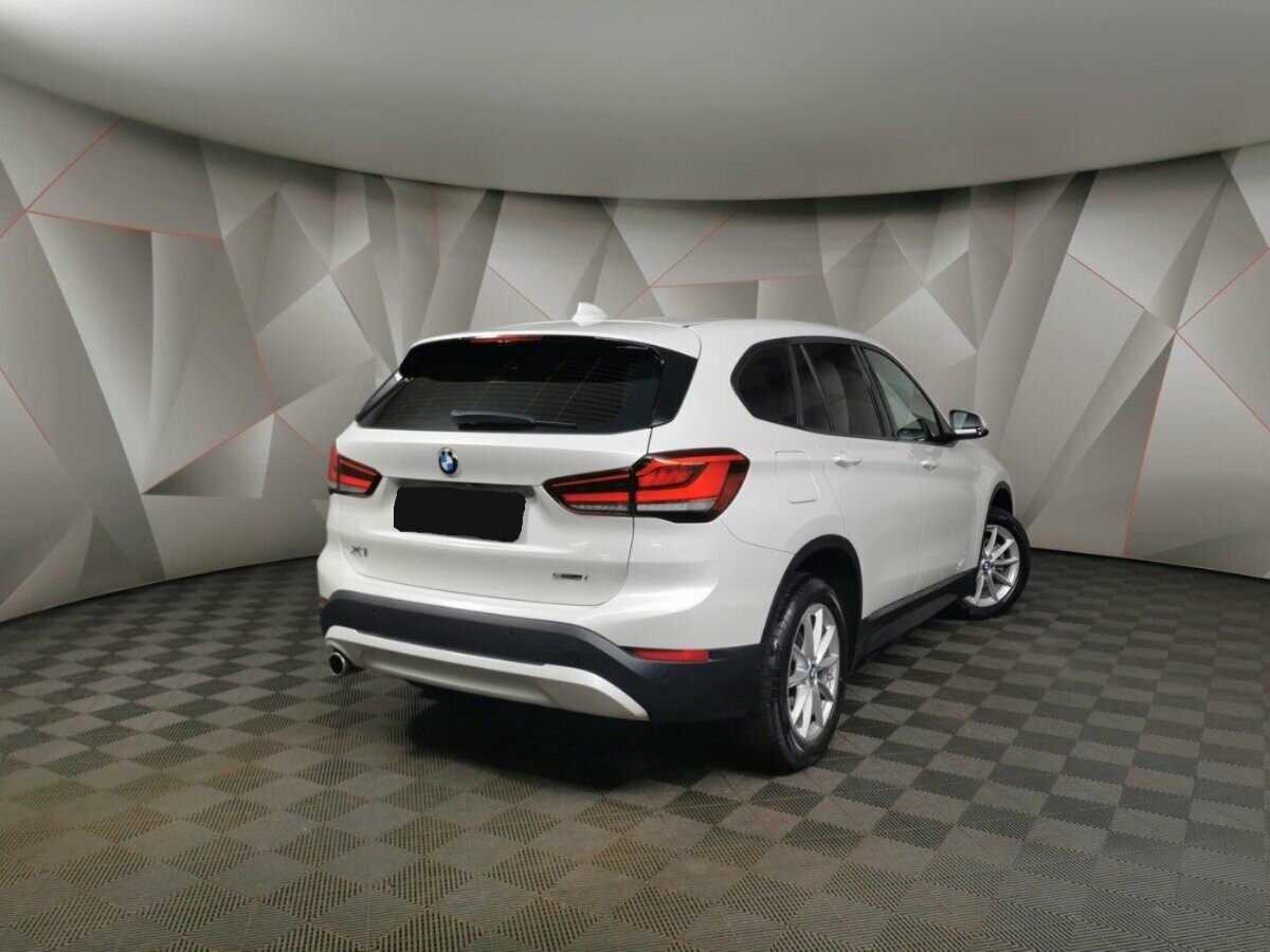 BMW X1 с пробегом — 2020 год. Фото: #1