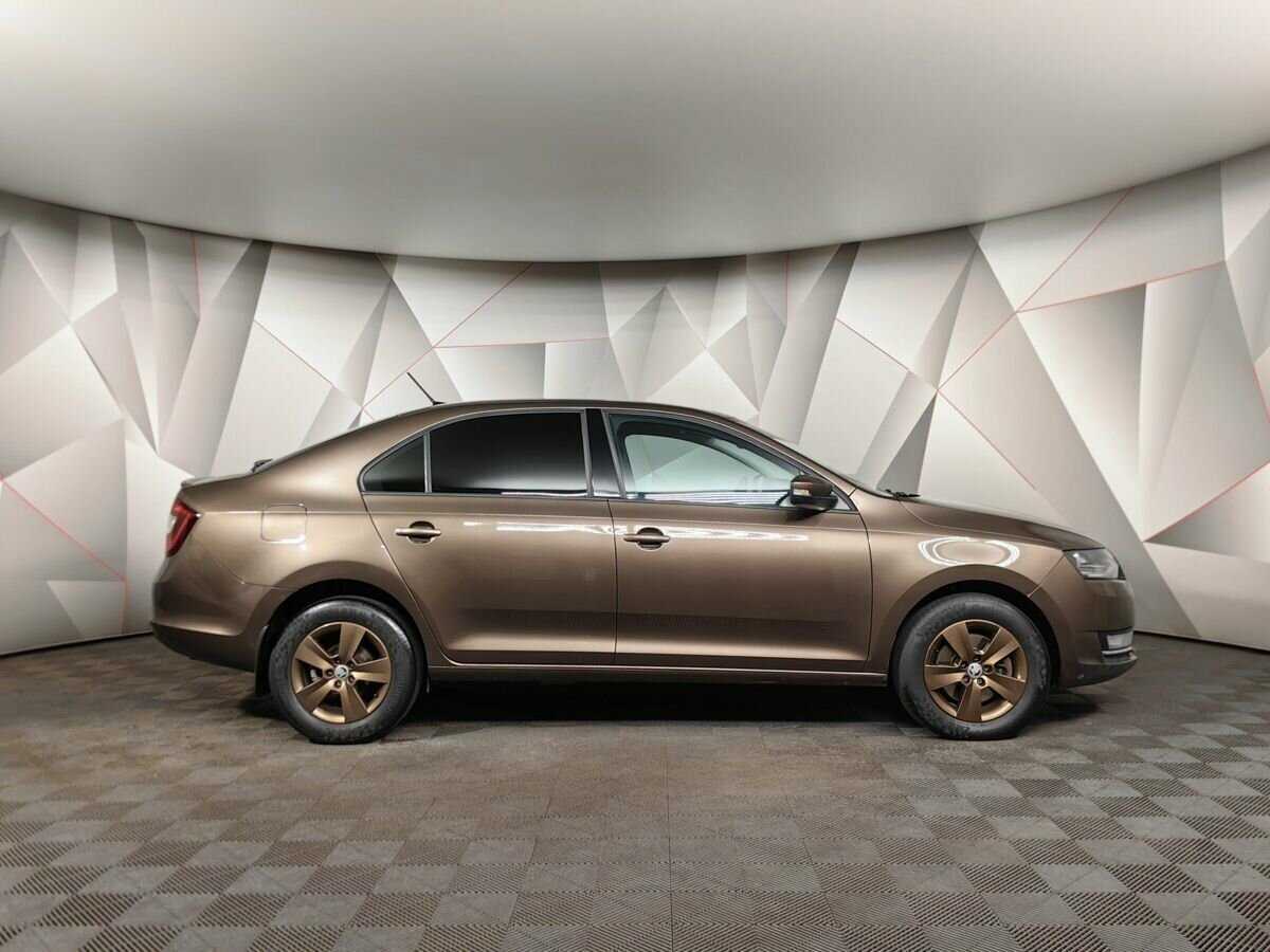 Skoda Rapid с пробегом — 2018 год. Фото: #5