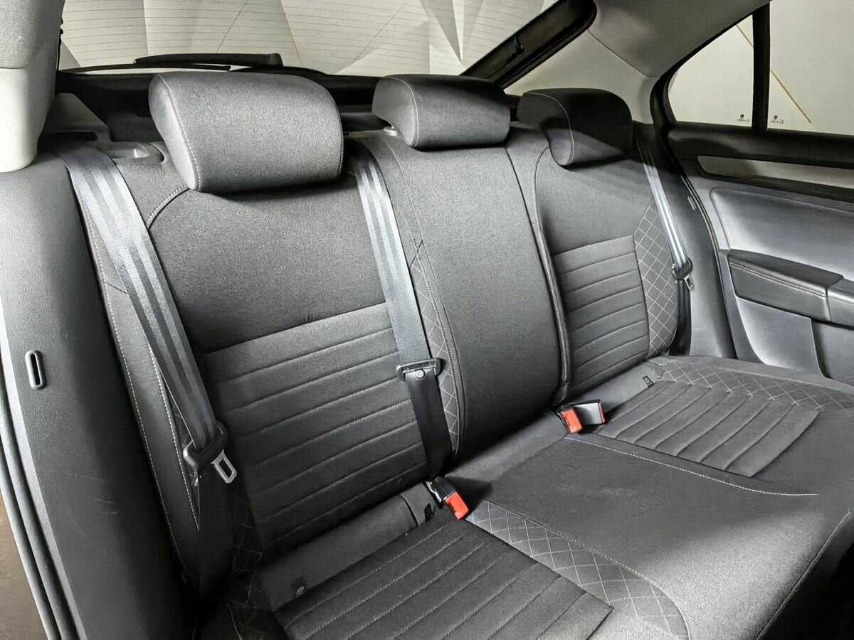 Skoda Rapid с пробегом — 2018 год. Фото: #12