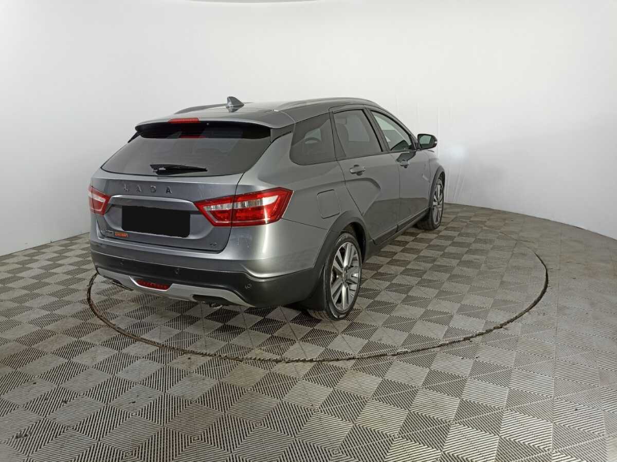 Lada (ВАЗ) Vesta с пробегом — 2019 год. Фото: #5