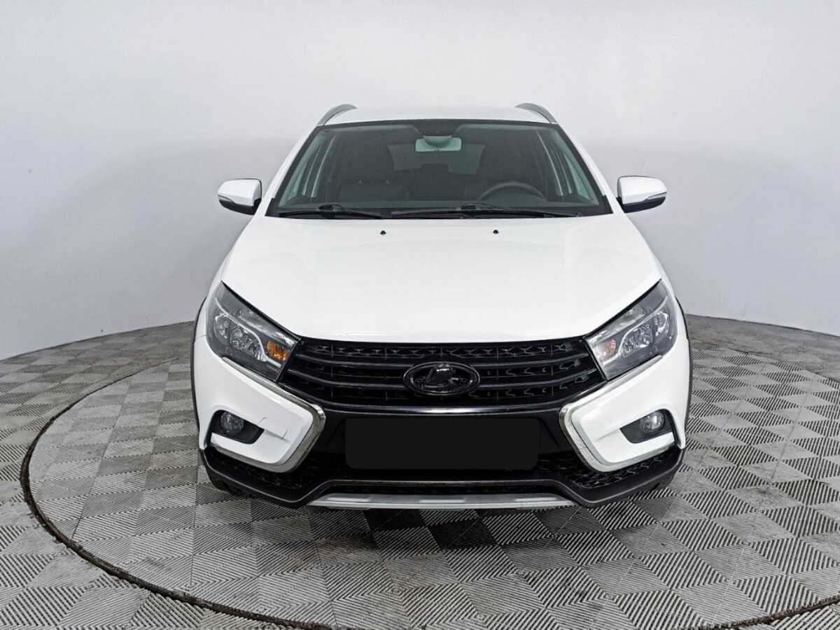 Lada (ВАЗ) Vesta с пробегом — 2017 год. Фото: #1