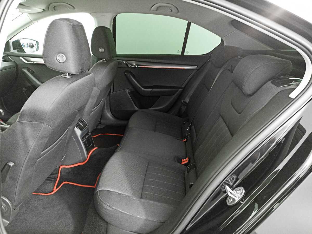 Skoda Octavia с пробегом — 2018 год. Фото: #9