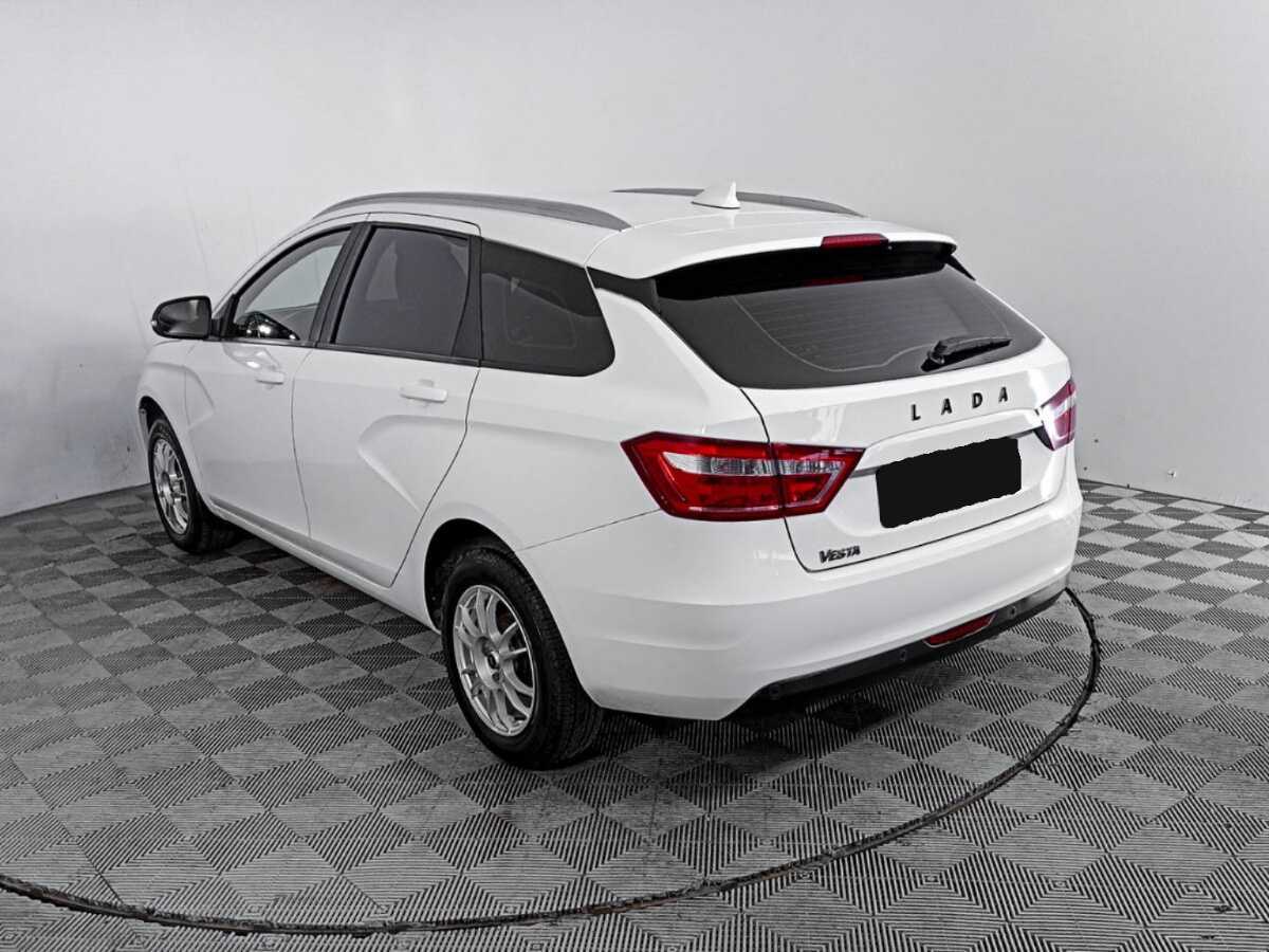 Lada (ВАЗ) Vesta с пробегом — 2021 год. Фото: #6