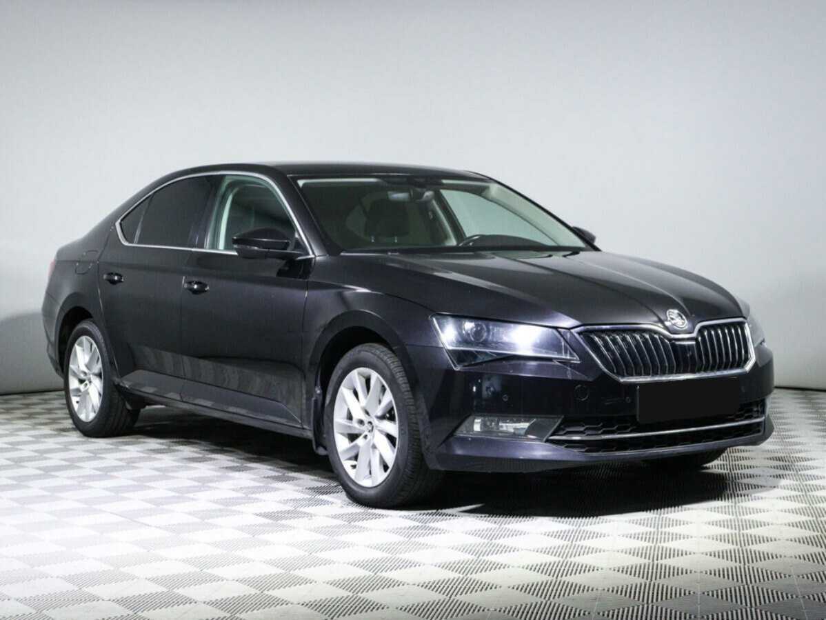 Skoda Superb с пробегом — 2019 год. Фото: #2