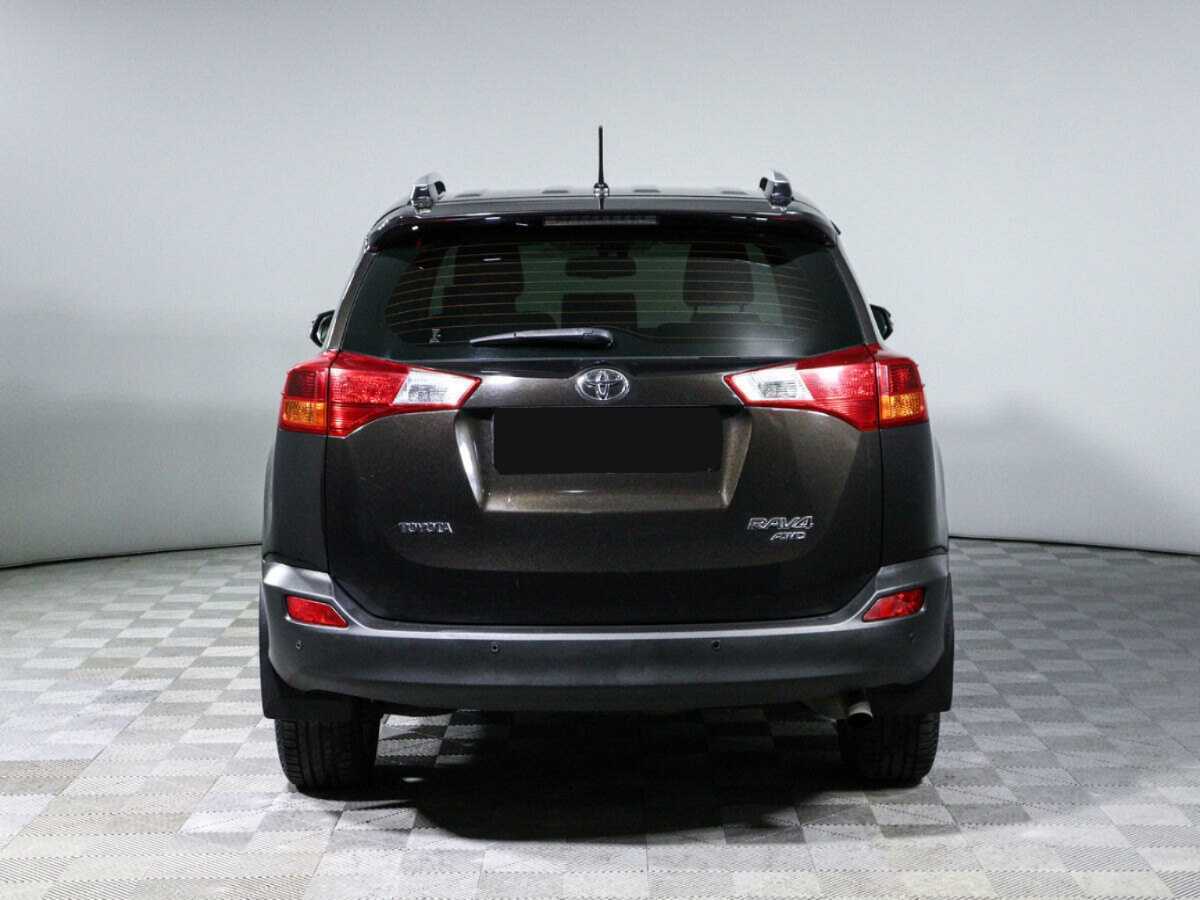 Toyota RAV4 с пробегом — 2013 год. Фото: #4