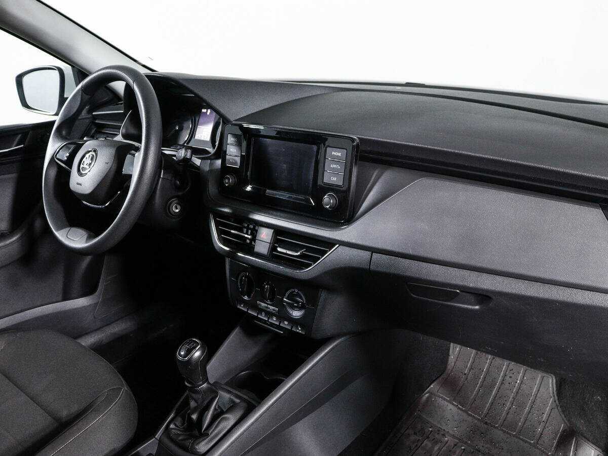 Skoda Rapid с пробегом — 2020 год. Фото: #8
