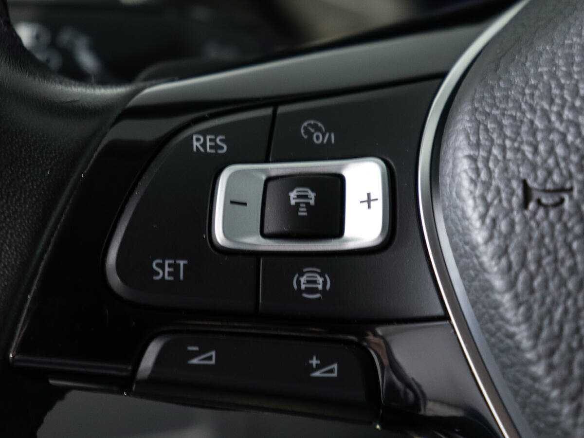 Volkswagen Tiguan с пробегом — 2018 год. Фото: #20