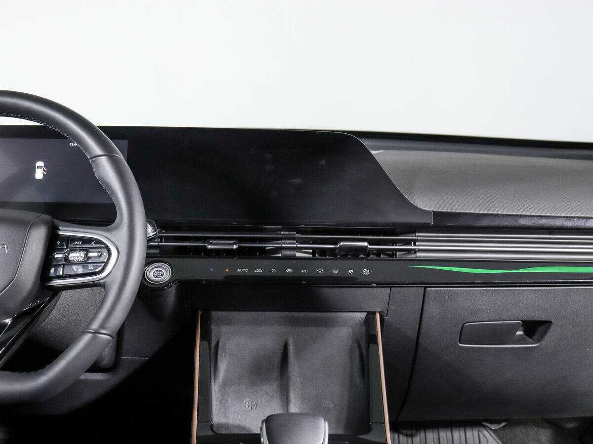 OMODA C5 с пробегом — 2023 год. Фото: #10