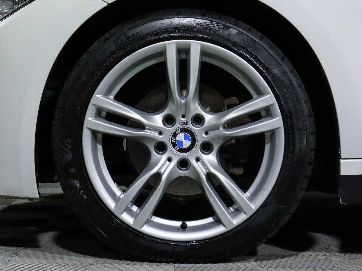 BMW 3 серии с пробегом — 2015 год. Фото: #14