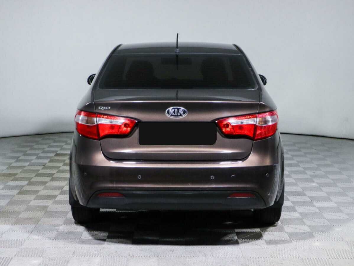 Kia Rio с пробегом — 2014 год. Фото: #4