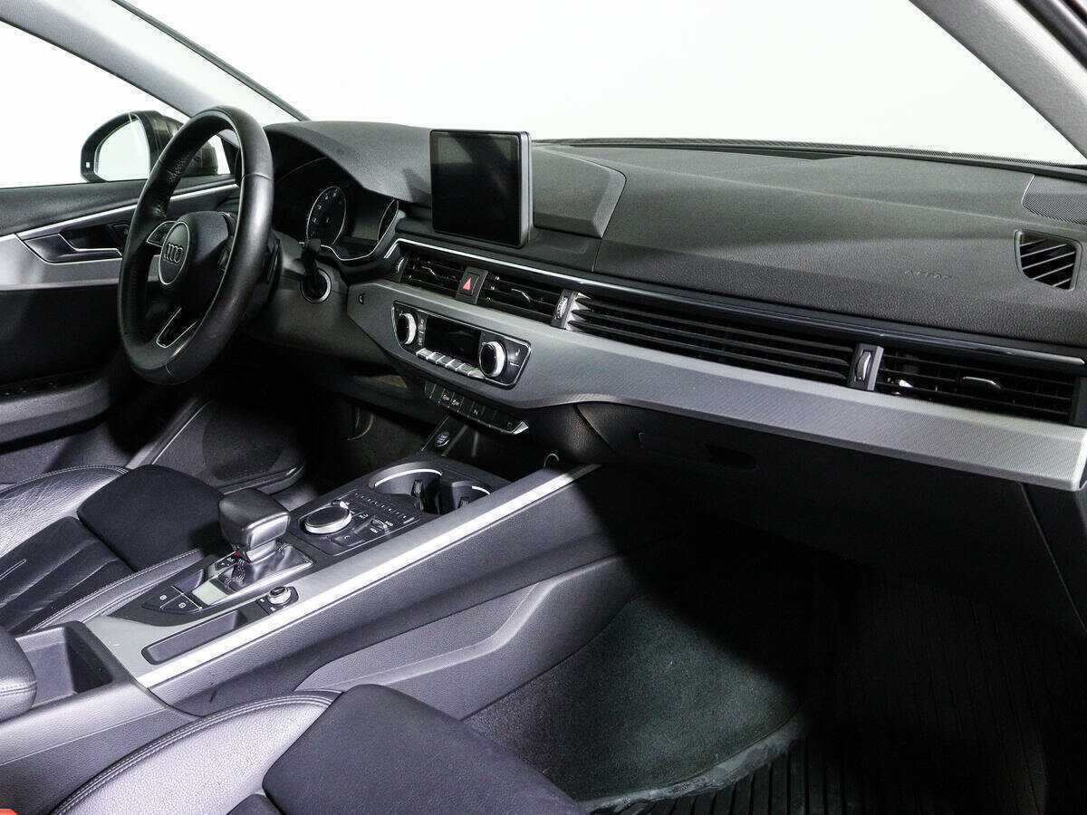 Audi A4 с пробегом — 2016 год. Фото: #8