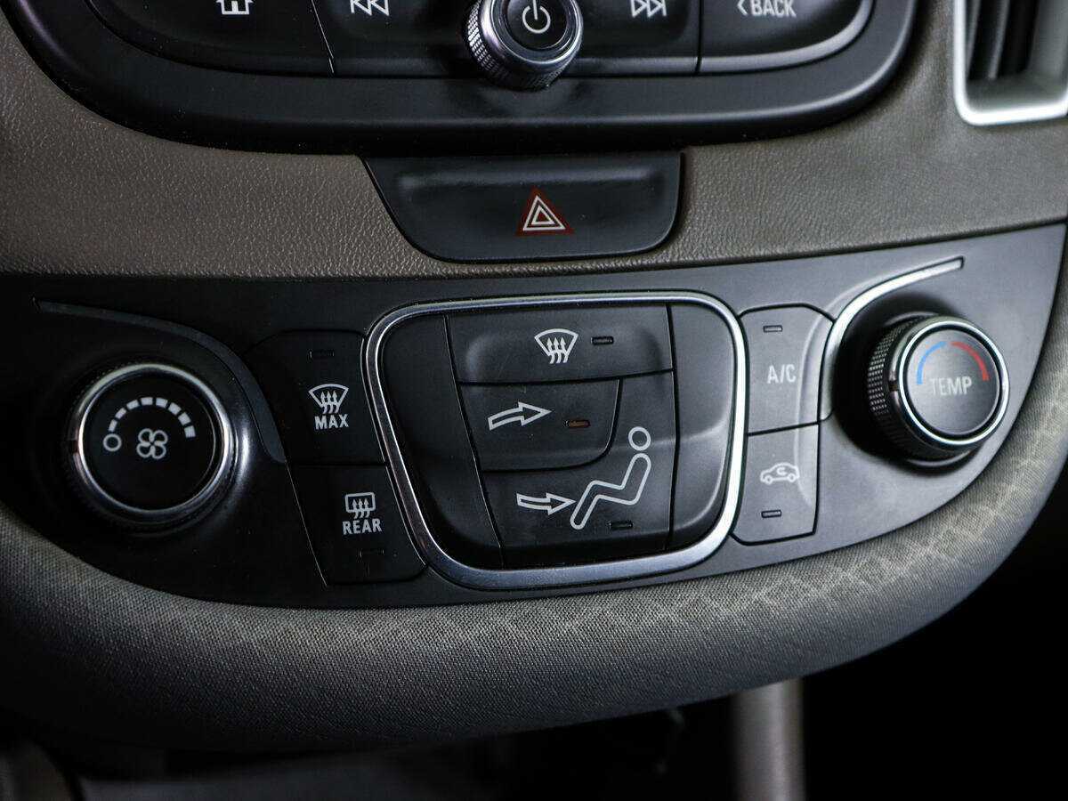 Chevrolet Malibu с пробегом — 2019 год. Фото: #20