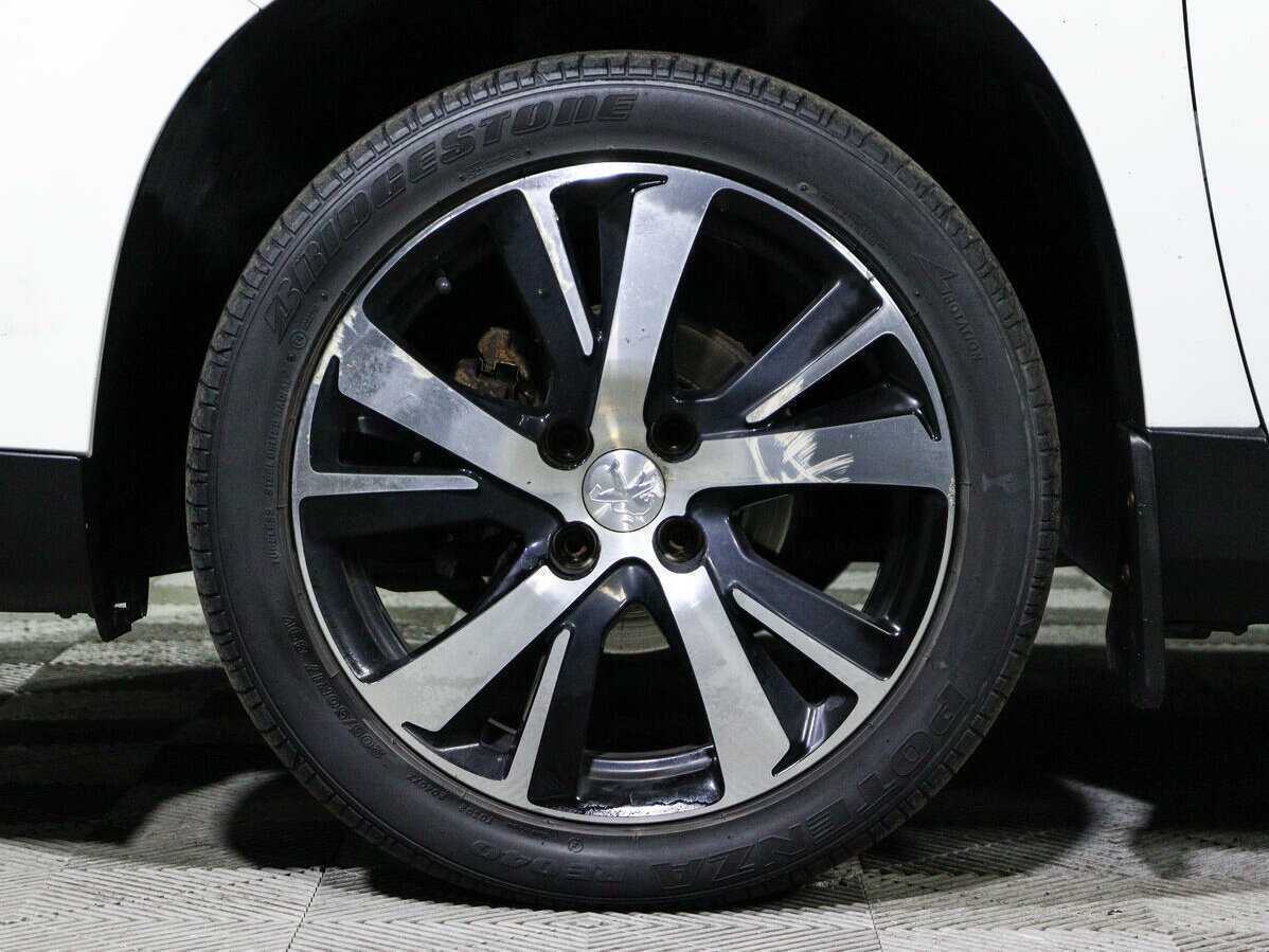 Peugeot 2008 с пробегом — 2014 год. Фото: #12