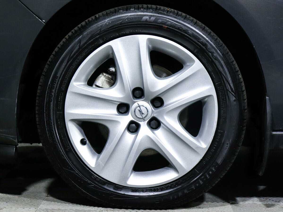 Opel Zafira с пробегом — 2012 год. Фото: #15