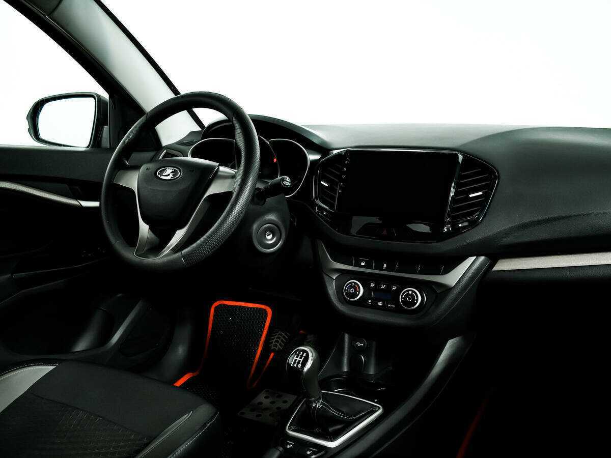 Lada (ВАЗ) Vesta с пробегом — 2017 год. Фото: #8