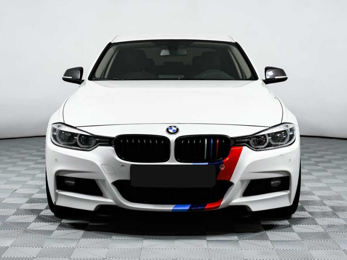 BMW 3 серии с пробегом — 2016 год. Фото: #1