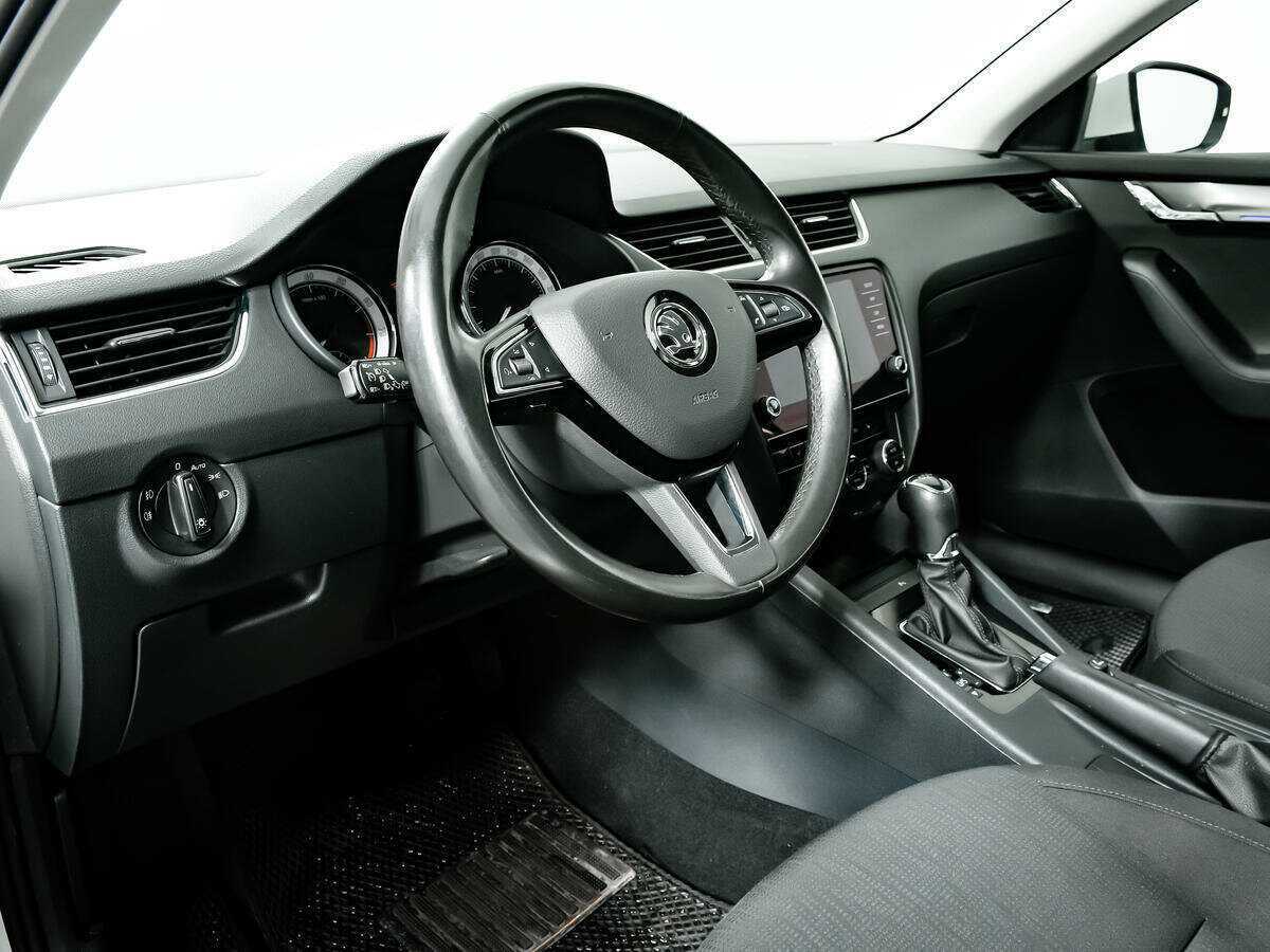 Skoda Octavia с пробегом — 2017 год. Фото: #12