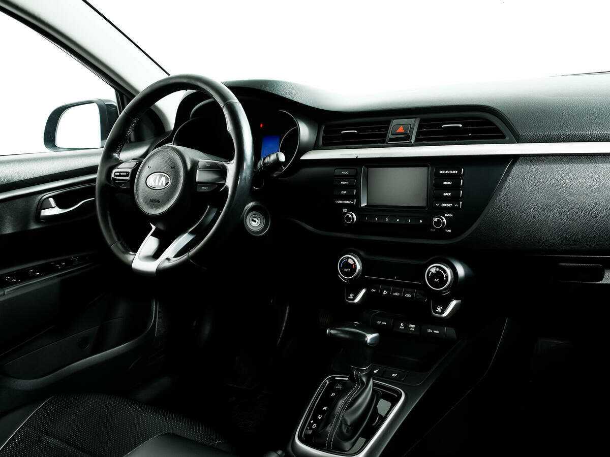 Kia Rio с пробегом — 2018 год. Фото: #8
