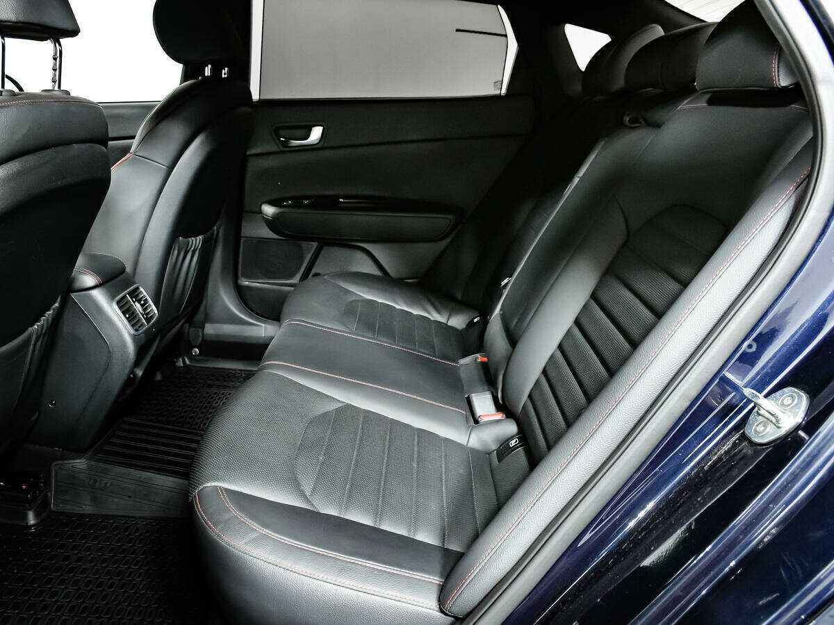 Kia Optima с пробегом — 2018 год. Фото: #9