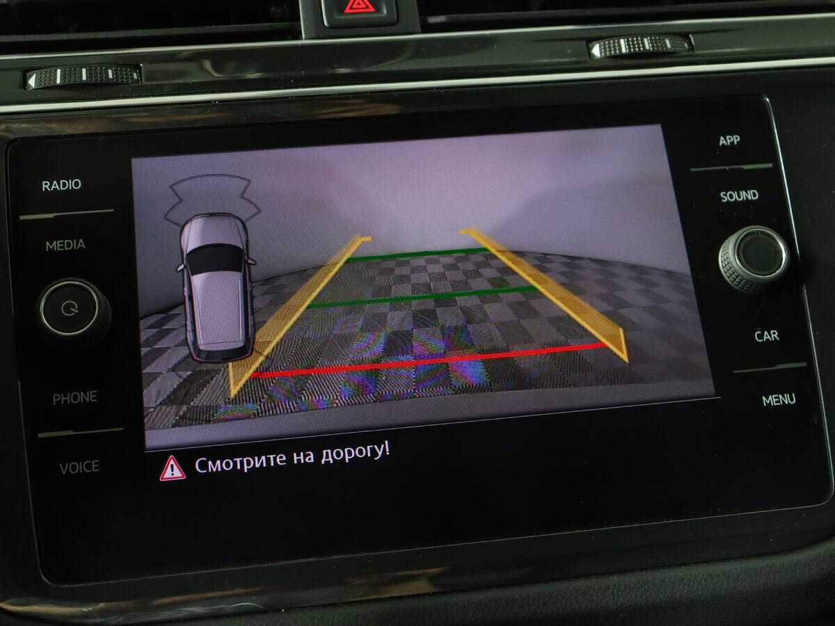 Volkswagen Tiguan с пробегом — 2020 год. Фото: #12