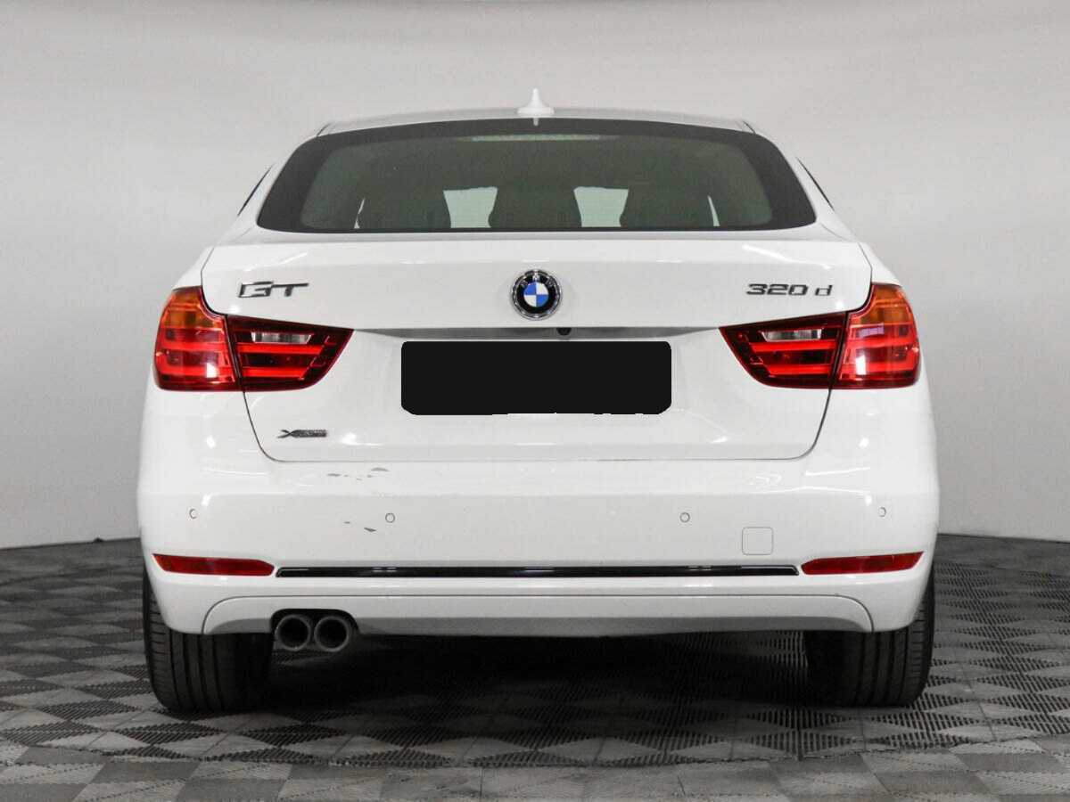 BMW 3 серии с пробегом — 2016 год. Фото: #3