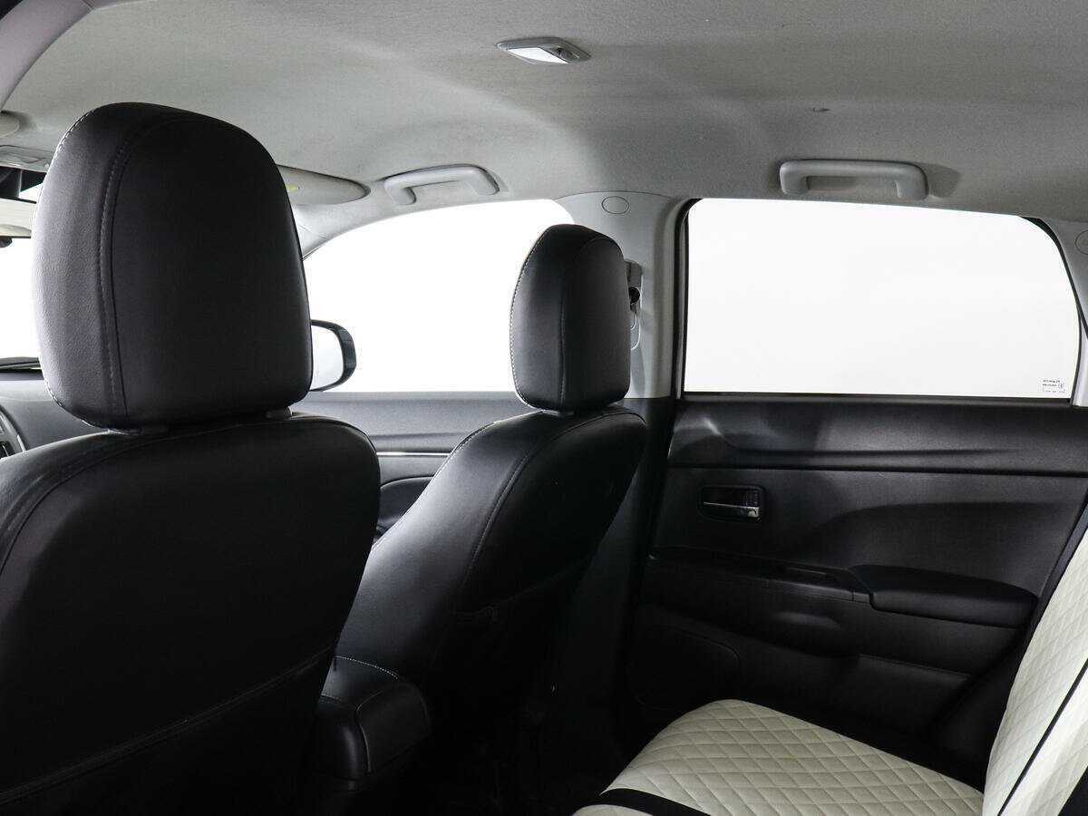 Mitsubishi ASX с пробегом — 2013 год. Фото: #11