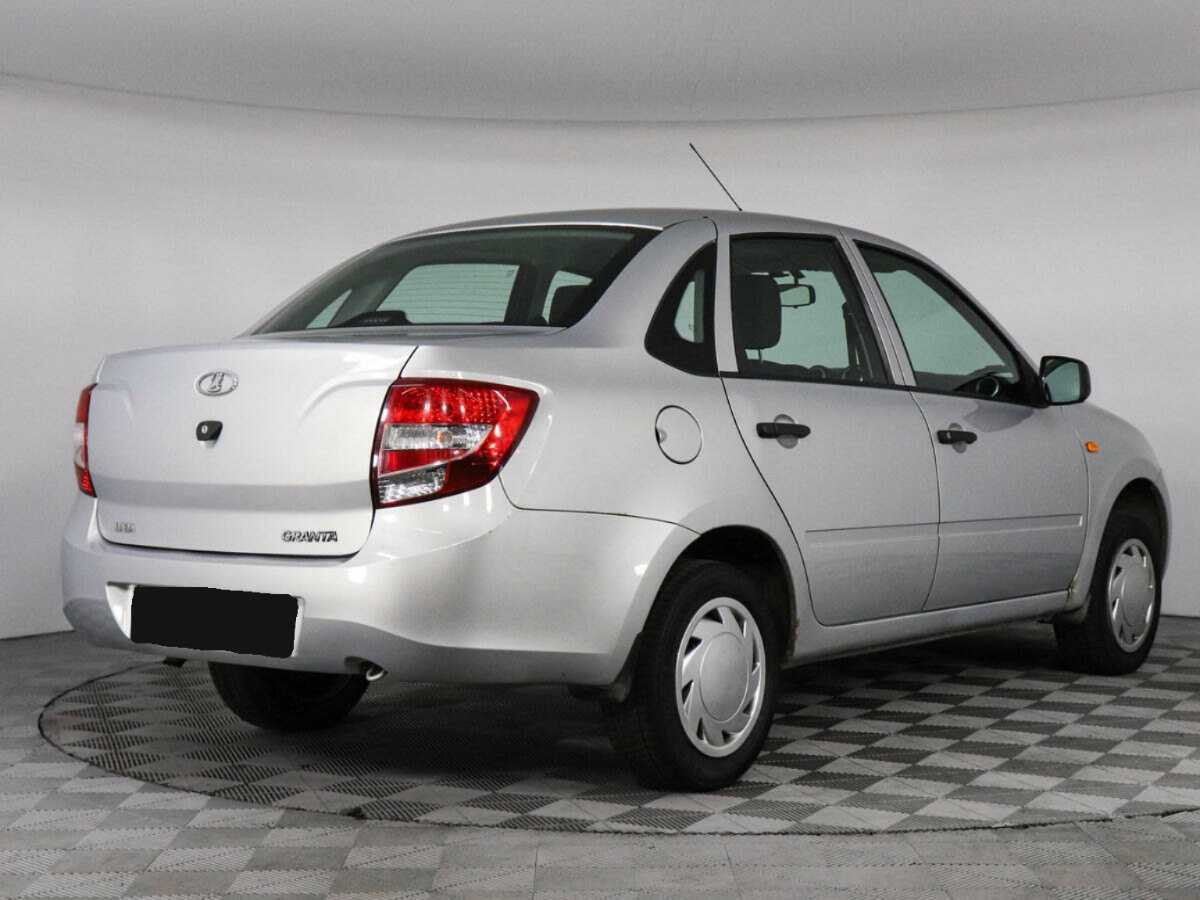 Lada (ВАЗ) Granta с пробегом — 2014 год. Фото: #4