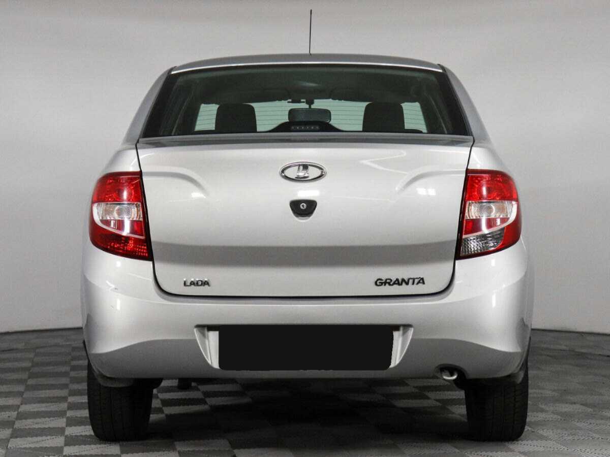Lada (ВАЗ) Granta с пробегом — 2014 год. Фото: #5