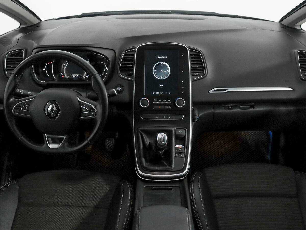 Renault Scenic с пробегом — 2017 год. Фото: #12