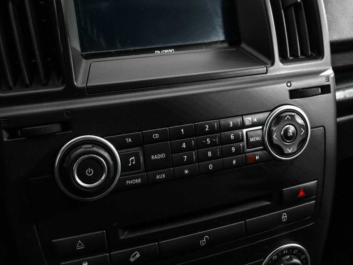 Land Rover Freelander с пробегом — 2014 год. Фото: #14