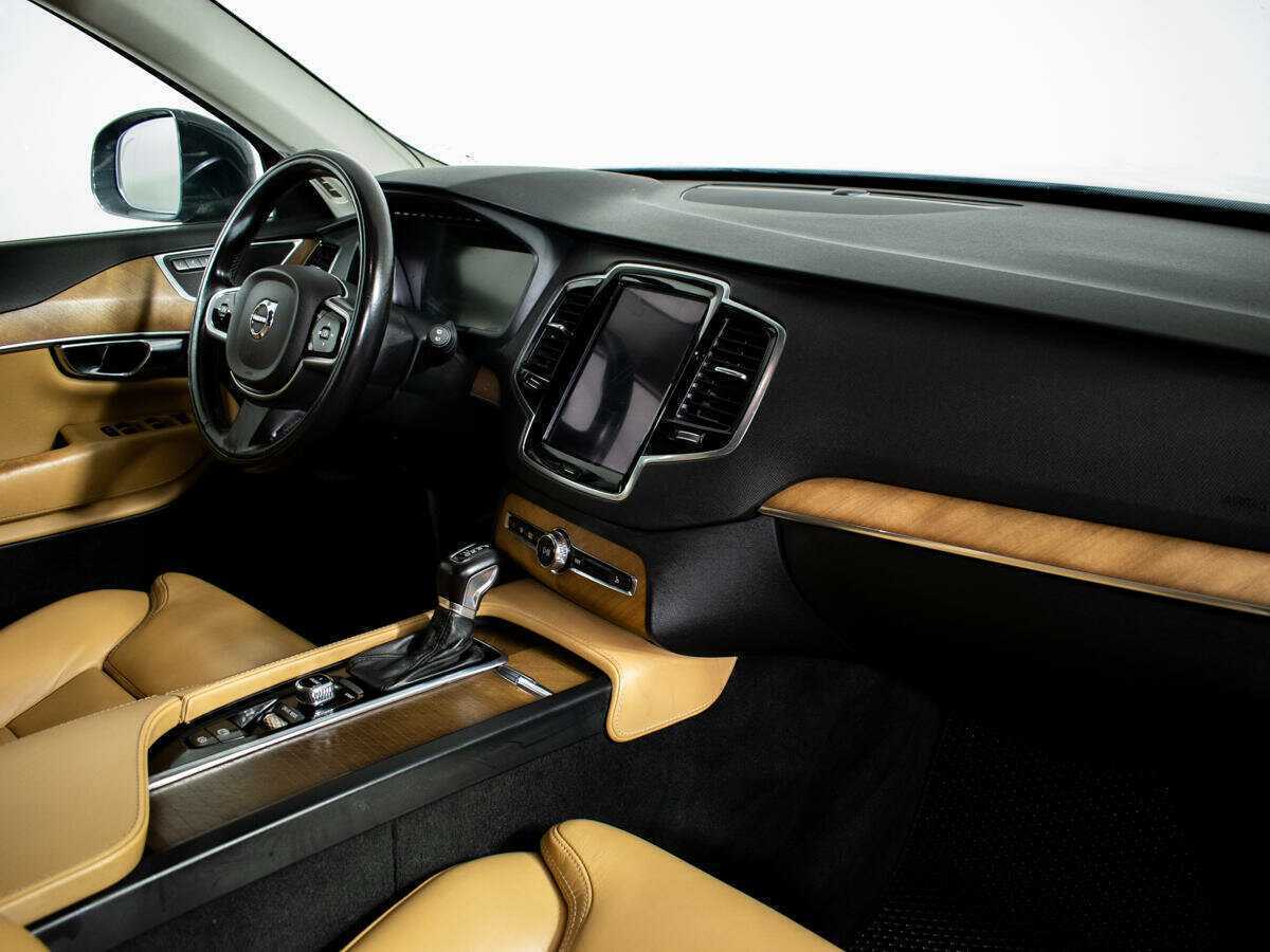 Volvo XC90 с пробегом — 2015 год. Фото: #5