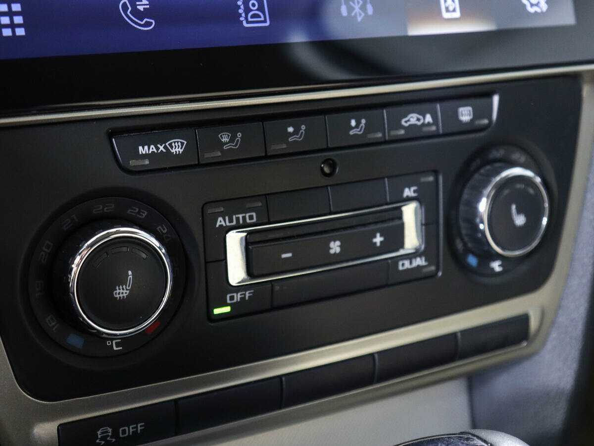 Skoda Octavia с пробегом — 2012 год. Фото: #17