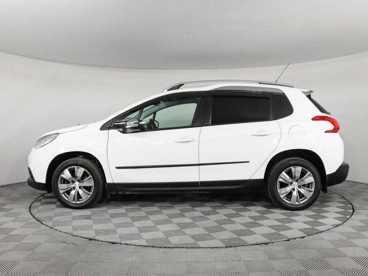 Peugeot 2008 с пробегом — 2014 год. Фото: #7