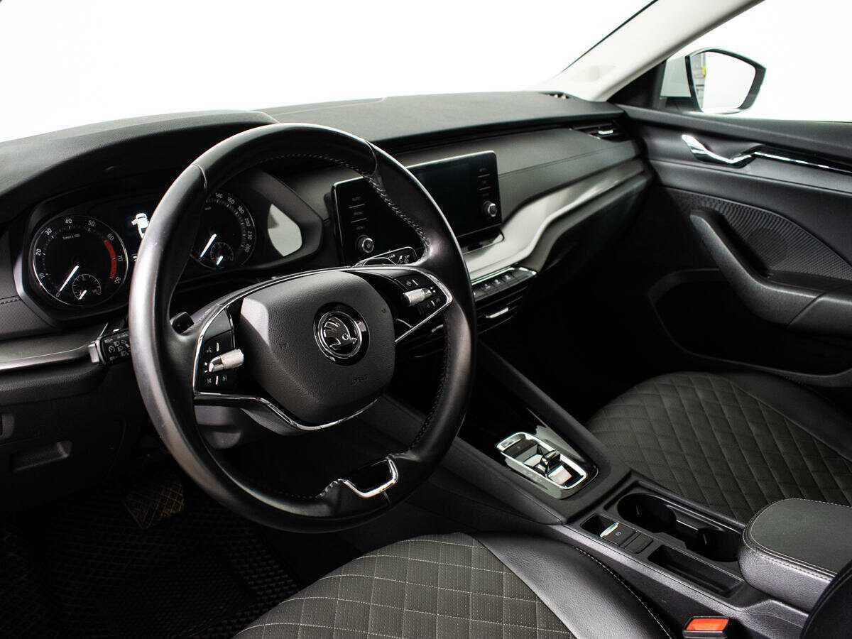 Skoda Octavia с пробегом — 2021 год. Фото: #12