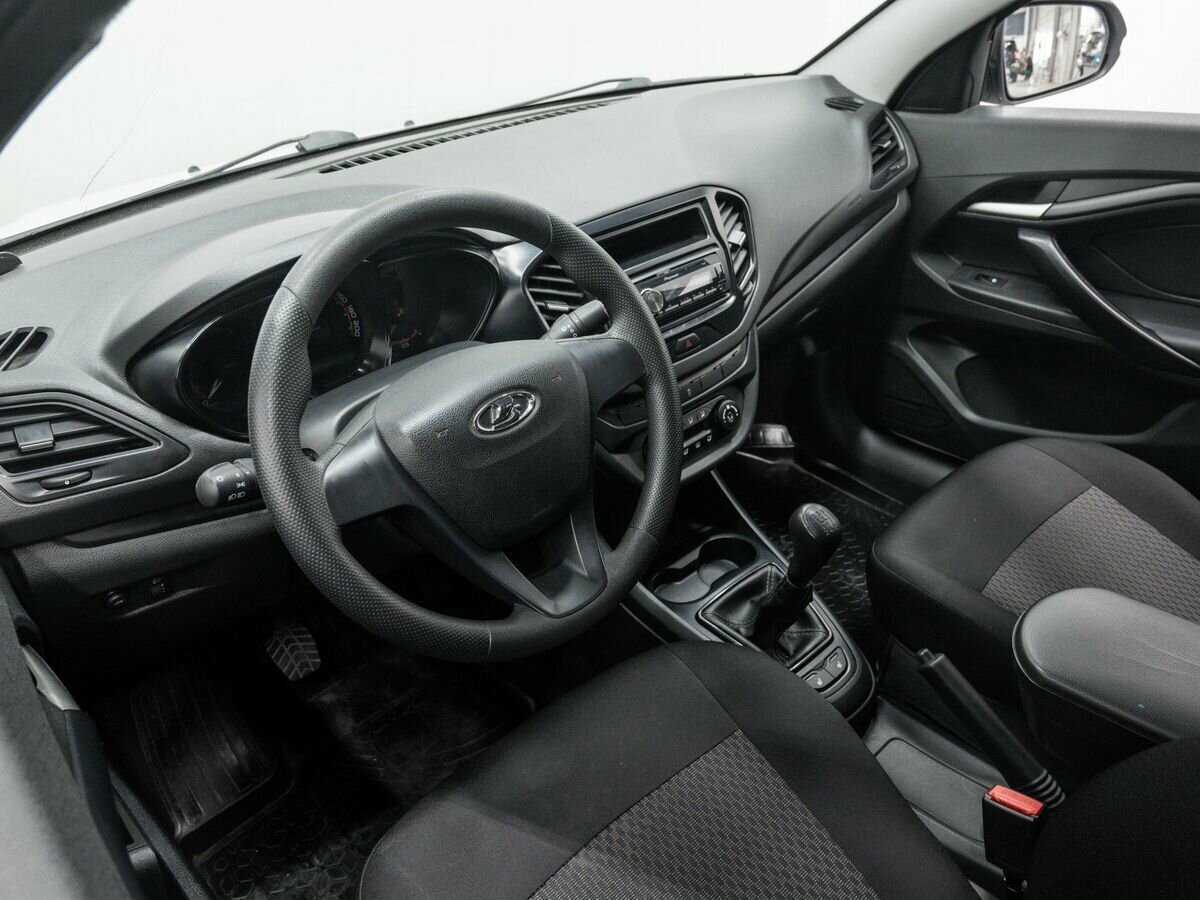 Lada (ВАЗ) Vesta с пробегом — 2019 год. Фото: #13