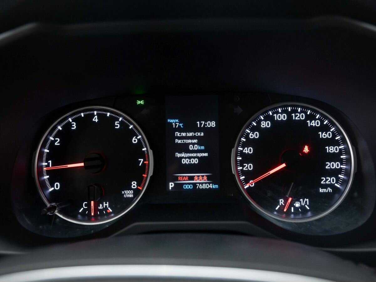 Toyota RAV4 с пробегом — 2021 год. Фото: #17