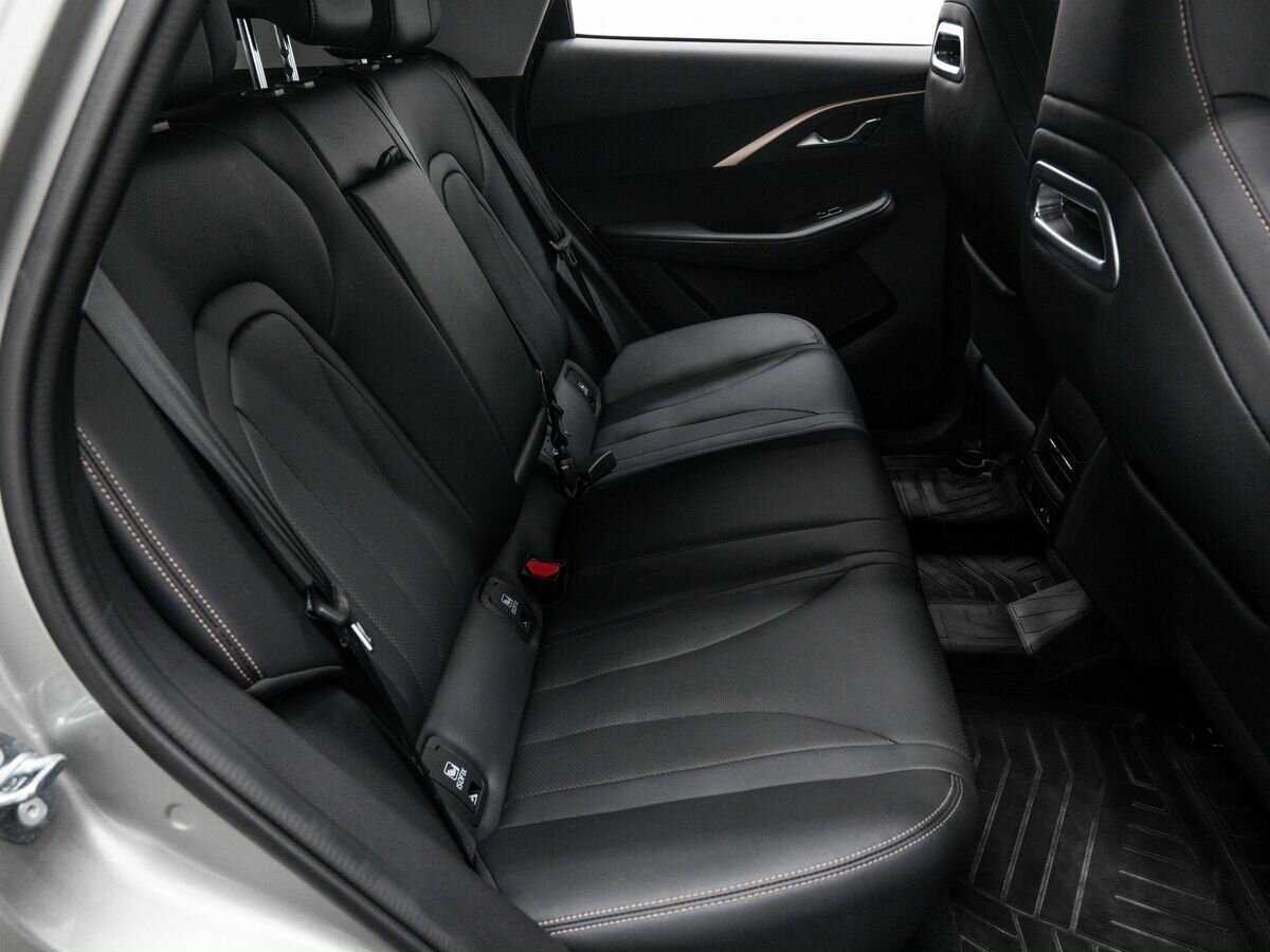 OMODA C5 с пробегом — 2023 год. Фото: #10