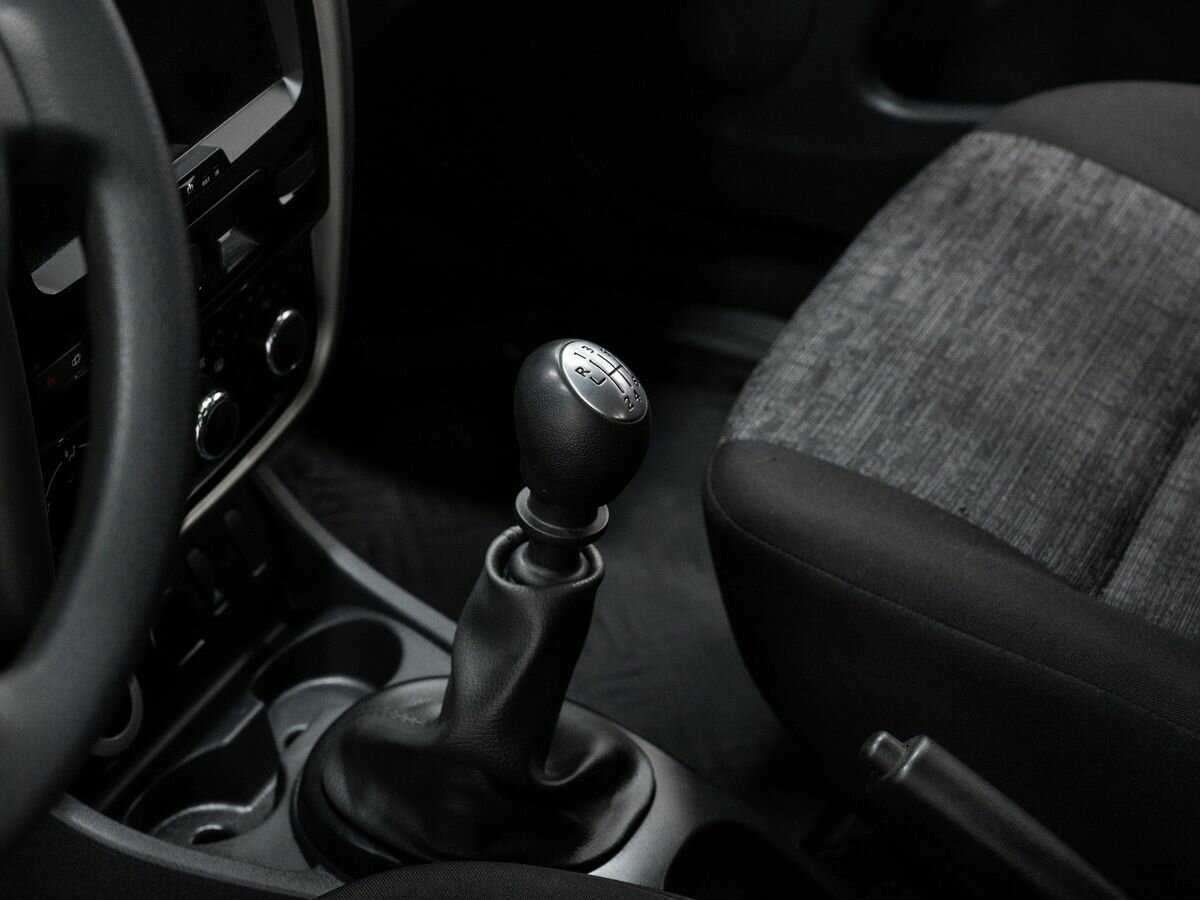 Renault Duster с пробегом — 2014 год. Фото: #15