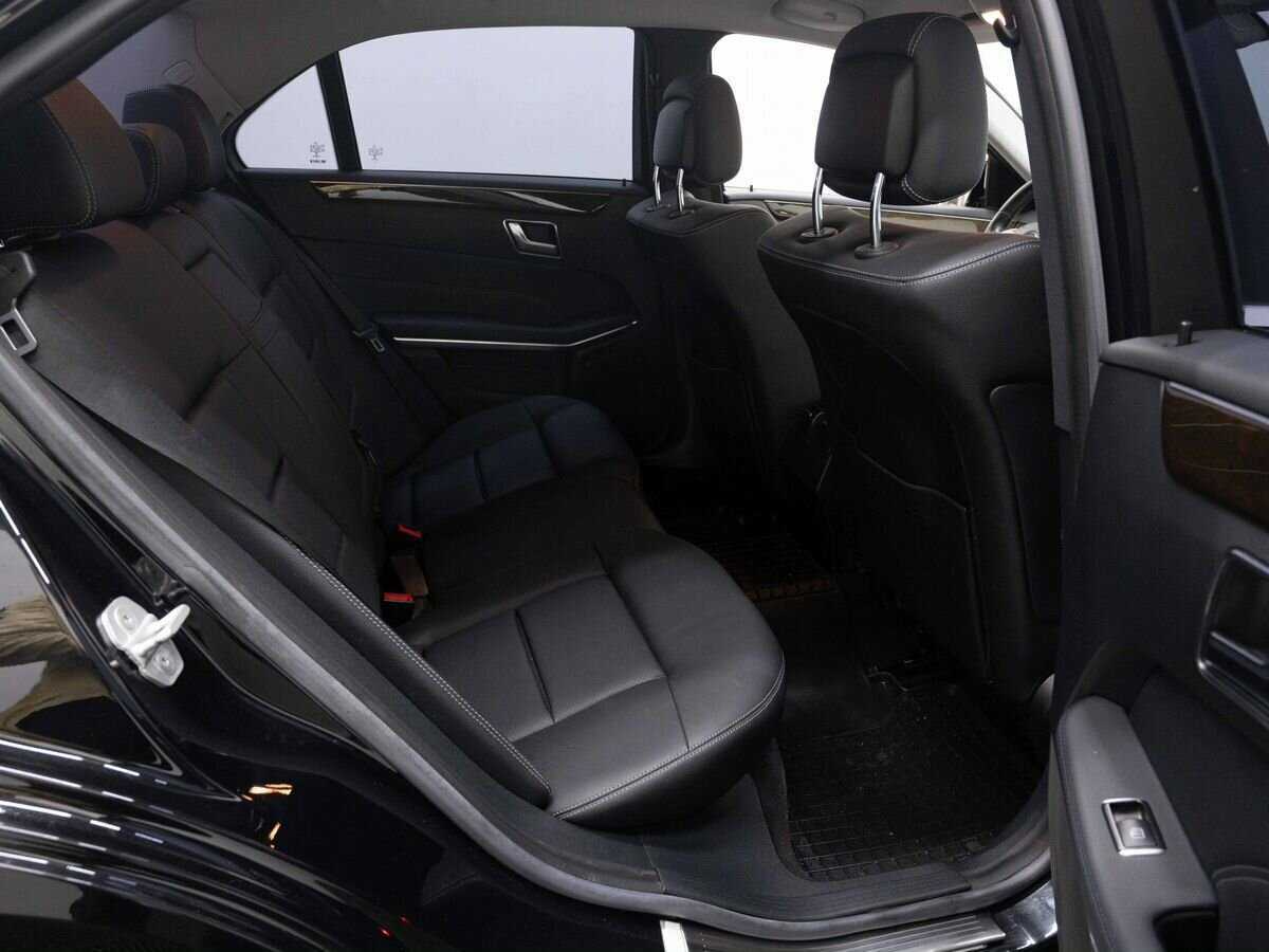 Mercedes-Benz E-Класс с пробегом — 2015 год. Фото: #11